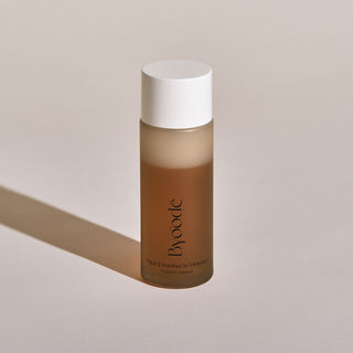 Esencia facial bifásica. 2 en 1 tónico sérum hidratante, equilibrante y antioxidante.